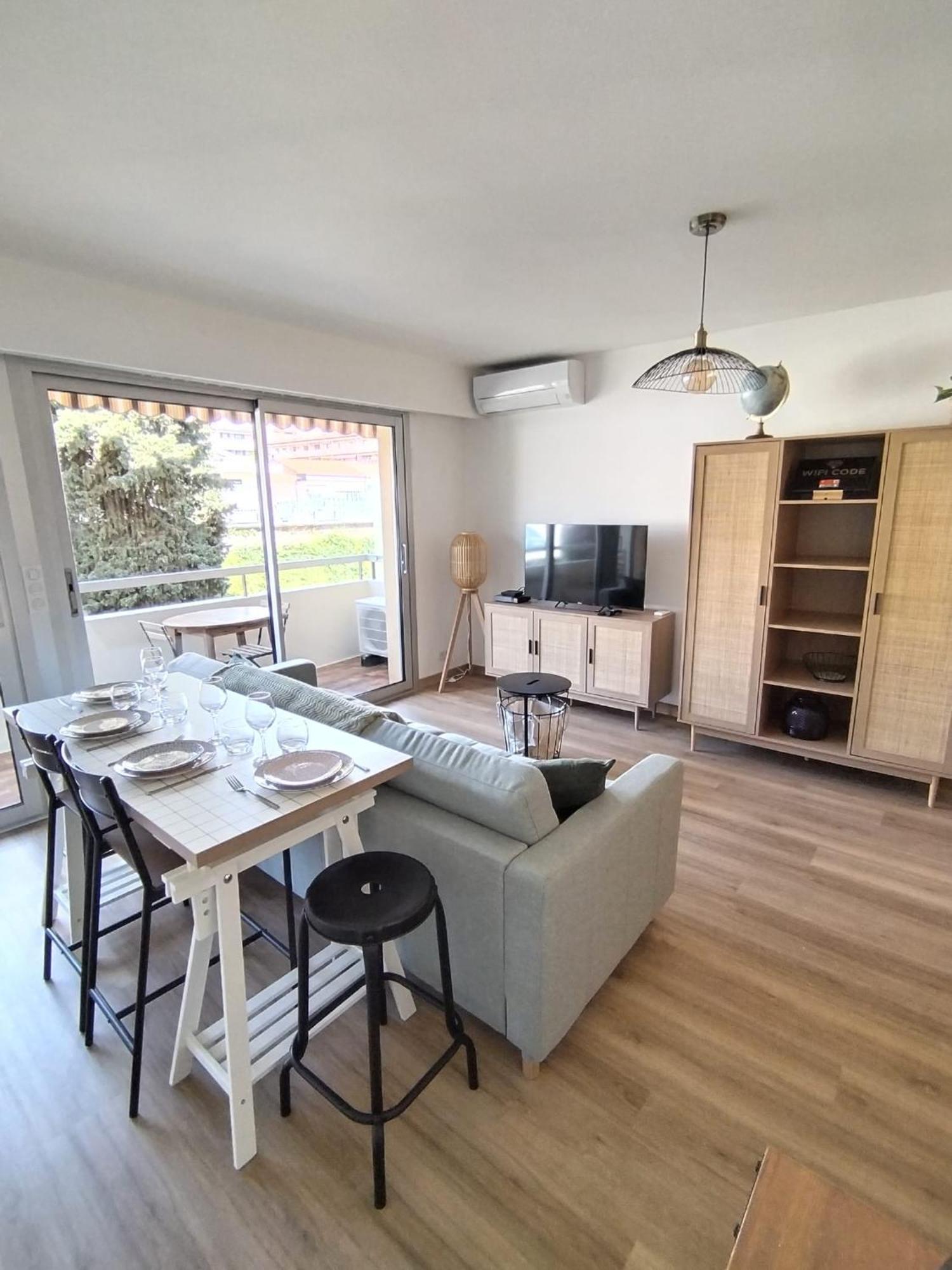 Studio Avec Coin Nuit Roquebrune-Cap-Martin Exterior foto